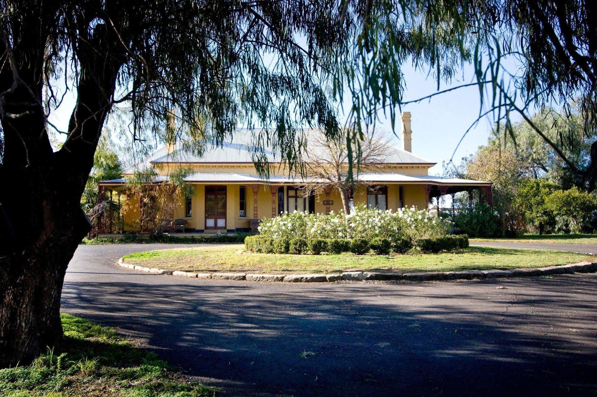 Ranelagh Bed And Breakfast Dubbo Exterior photo